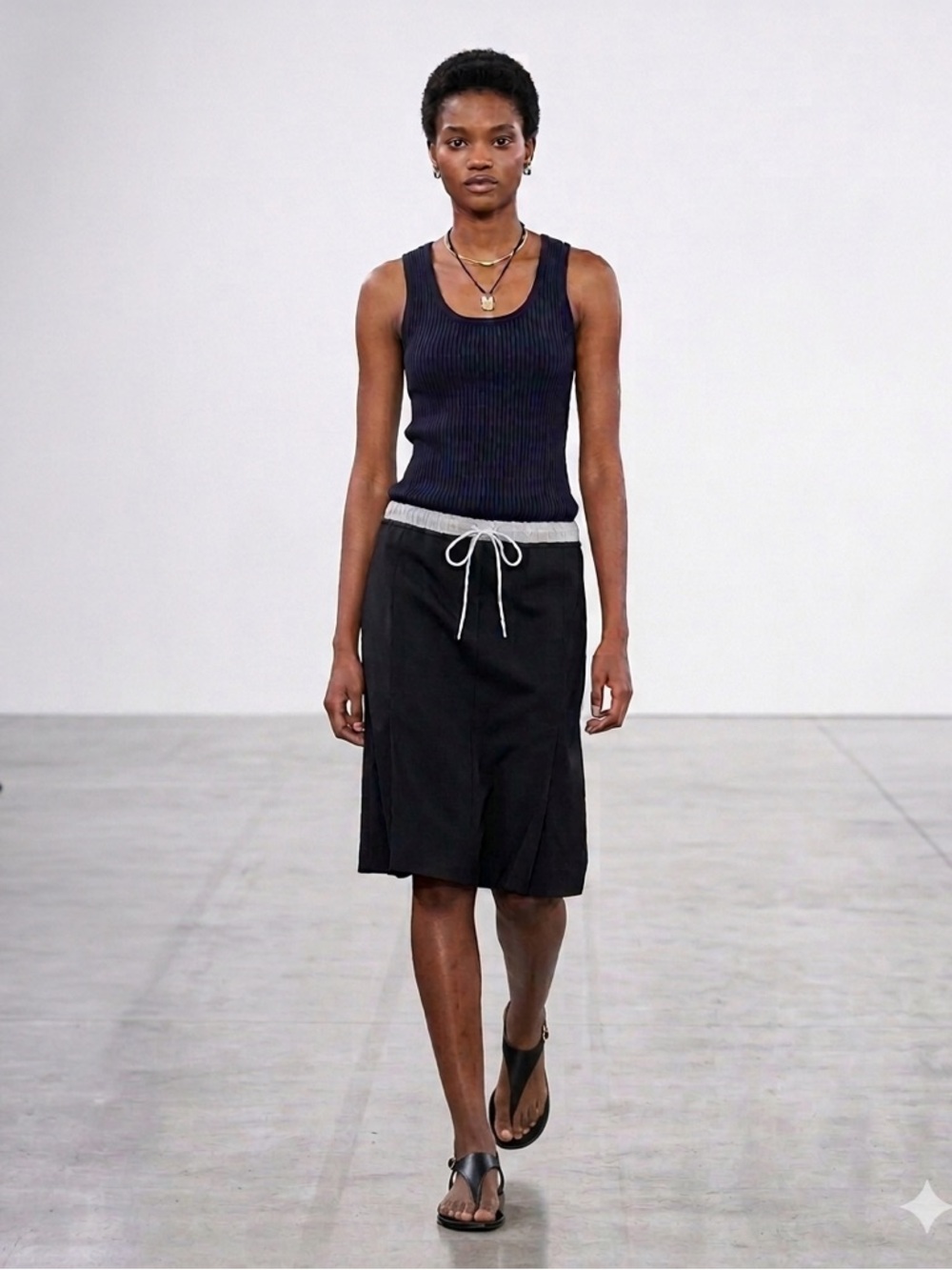 Zara Black Drawstring Waist Knee-Length Skirt